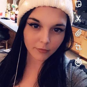 Meet your Posher, Juliette